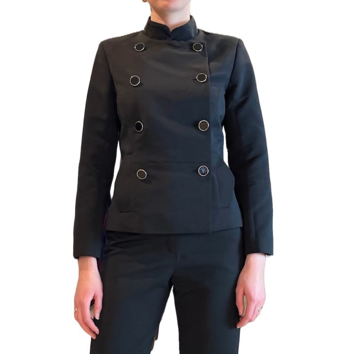 Black jacket in 100% wool with small collar and two straight down button rows